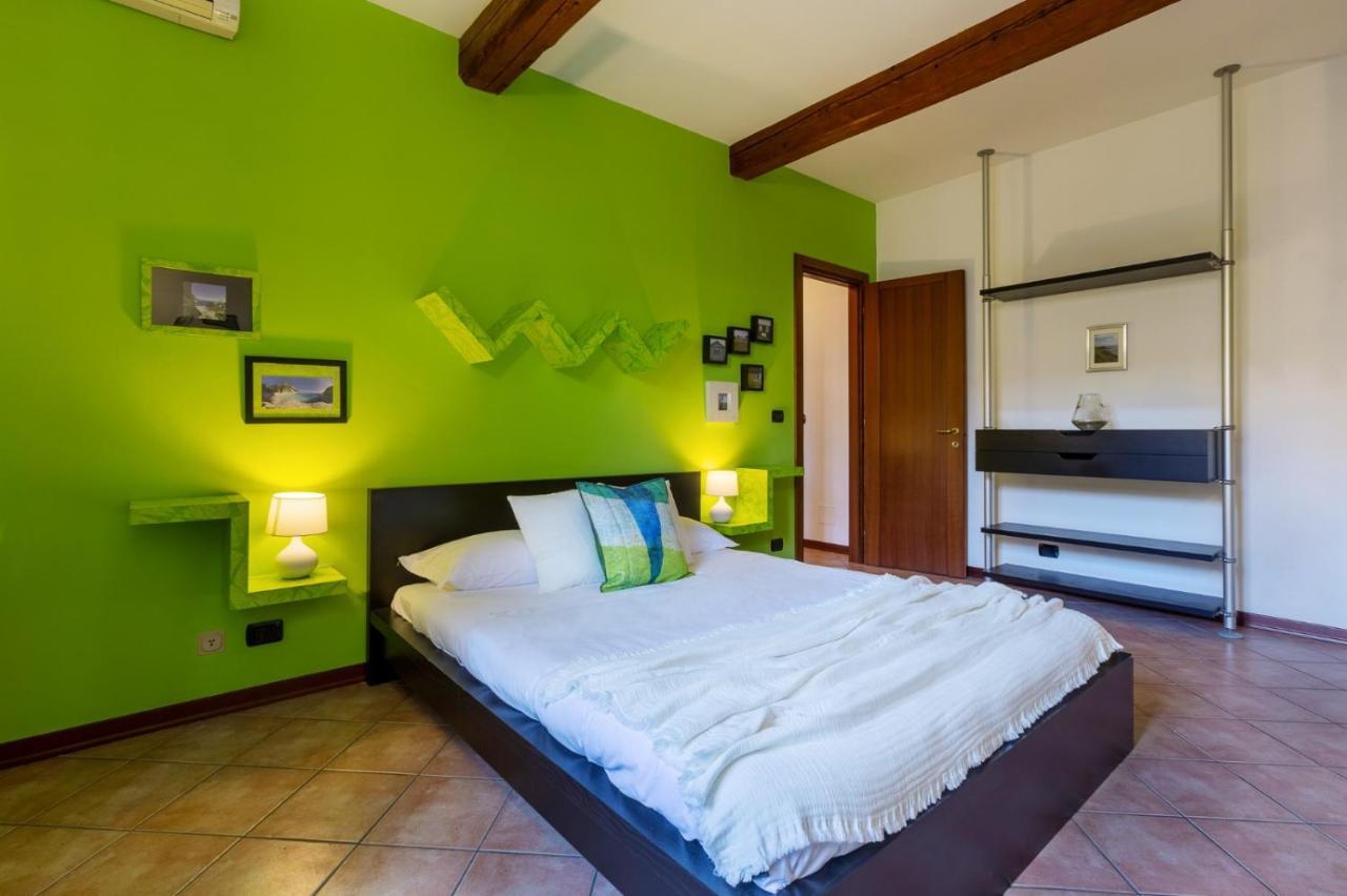 Central Ferrara Apartment Экстерьер фото